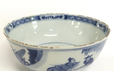 An early 18th century Chinese blue and white bowl decorated ...