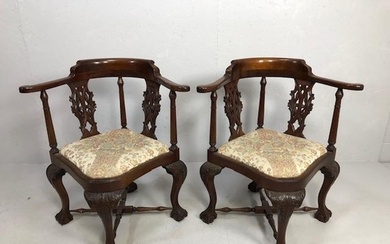 Antique reproduction furniture, pair of 18th century style m...