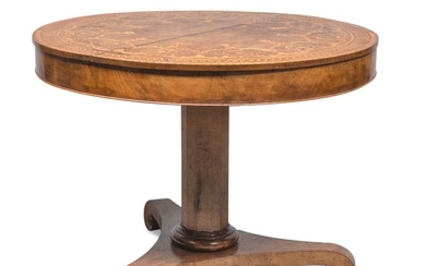 BEAUTIFUL TABLE IN WALNUT - CENTRAL ITALY EARLY 19TH CENTURY