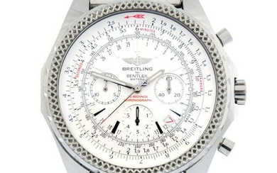 BREITLING - a Breitling for Bentley chronograph bracelet watch. Stainless steel case with inner