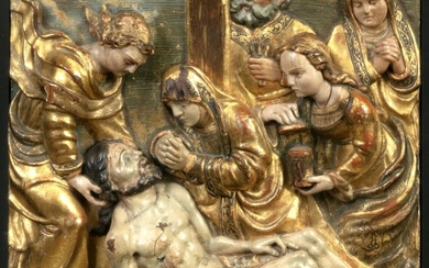 Bas-relief en bois sculpté et polychromé La descente de croix Travail du XVIe siècle 28...