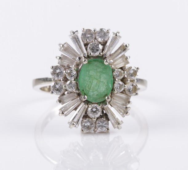 Brillant Diamant Smaragdring, zus. ca. 1,25 ct
