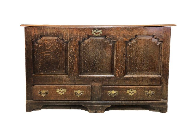 C18th Oak Mule Chest with hinged top, triple panelled front,...