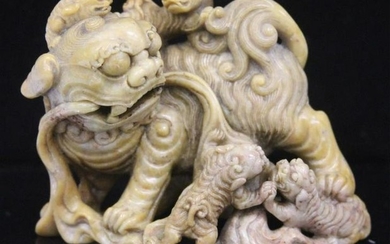 CHINESE CARVED SOAPSTONE FIGURE OF LIONS