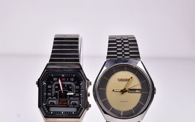 CITIZEN. Deux montres bracelet d'homme en acier, dont une à mouvement automatique avec guichet jour...