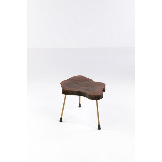 Carl Auböck (1900-1957) Coffee table Walnut and brass Model created circa 1950 H 40 × L 72