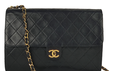 Chanel classic Timeless bag