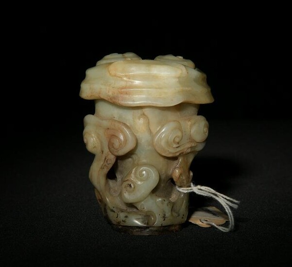 Chinese Jade Finial with Lingzhi, Ming Dynasty