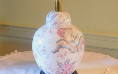 Chinese style ginger jar lamp