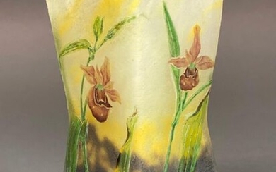 Daum Frères (late 19th Century) French Art Nouveau etched and enamelled cameo glass vase. Unusual rhomboid shaped vase decorated with spiders webs and orchids, signed Daum Nancy and with Cross of Lorraine. Circa 1900 - Height 11.5 cm