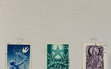 Deux boites + 4 albums de timbres : Courrier classique, SM et Moderne de France...