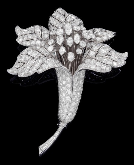Diamant Blütenbrosche aus dem Privatbesitz von Kammersängerin Renate Holm zus. ca. 10 ct
