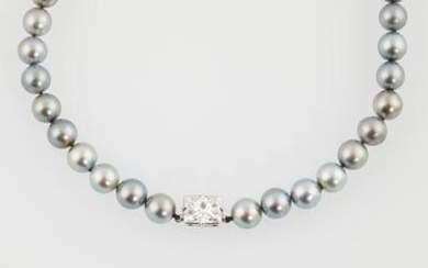 Exquisite jewellery - Mother's Day Auction