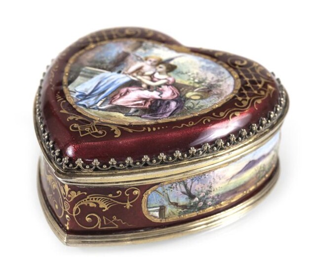 ENAMEL BOX IN THE SHAPE OF A HEART,. VIENNA, CIRCA 1900, SILVER. L. 7 CM