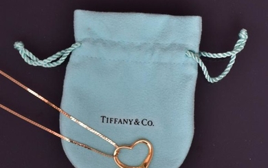 Elsa Peretti Tiffany & Co 18k Gold Heart Necklace