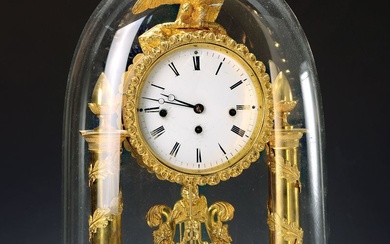 Horloge de table, dite de jubilé, avec sonnerie viennoise, monarchie des Habsbourg, vers 1830/40, socle...