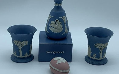 LOT OF MISC WEDGWOOD PIECES