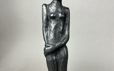 Loulou SCHILD (1943) "Femme" Sujet en céramique à émail noire Hauteur 30 cm
