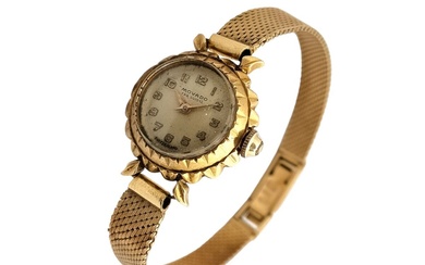 MOVADO MONTRE bracelet de dame en or poids brut 21 g long 16 cm