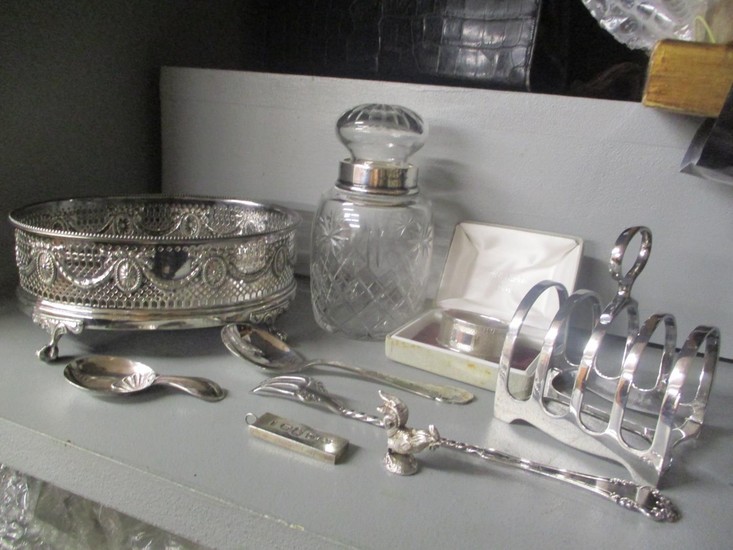 Mixed silver and silver plate to include an ingot, napkin ri...