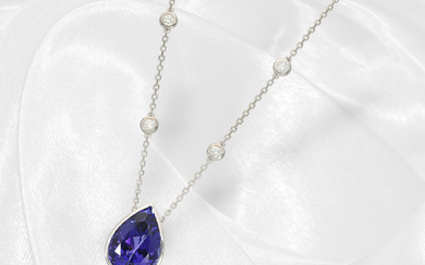 Necklace: fine, modern white gold diamond necklace with high-quality tanzanite pendant, tanzanite of approx. 14.33ct.