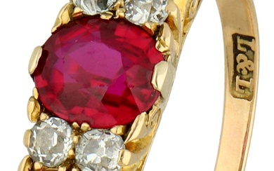 No Reserve - 18K Yellow gold English three-stone ring set with synthetic ruby and old...
