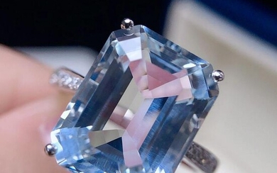 PT950 Platinum 6.83 ct Aquamarine & Diamond Ring