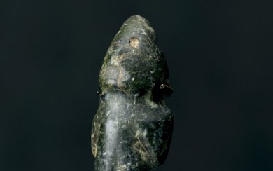 Petite amulette représentant un personnage… Calendrier Art Précolombien - Art d’Asie - Nouvelle… Lot n° 2