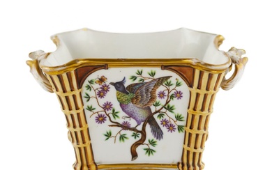 Porcelain Flowerpot from the Miklashevsky factory. Russia Mid-19th century.
