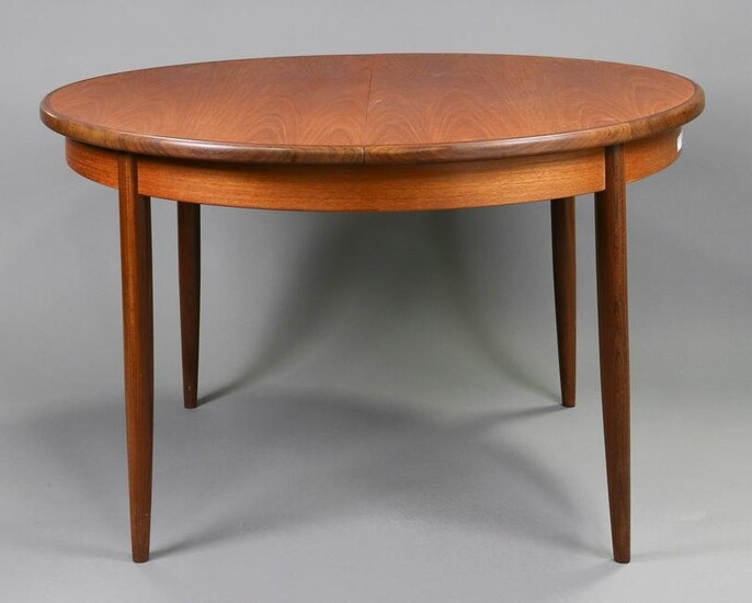 Round Mid Century Dining Table By G-Plan - Pop Up Leaf