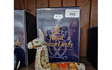 Royal Crown Derby paperweight, Llama, Collectors Guild exclu...