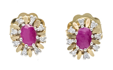 Ruby diamond stud earrings GG/