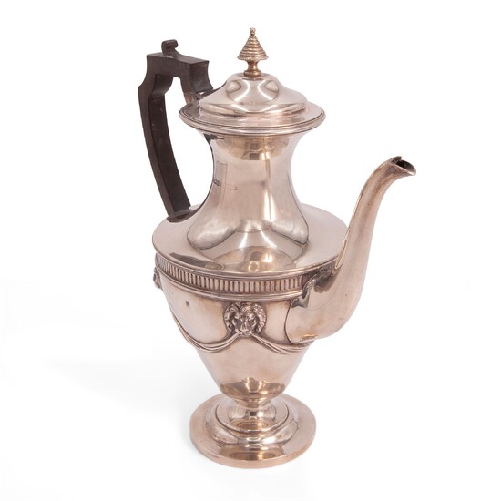 Silver coffee pot, Sheffield 1909
