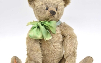 Steiff teddy bear, c1905, black button eyes, blank button to ear