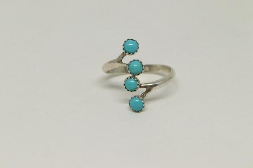 Sterling Silver Navajo Turquoise Ring.