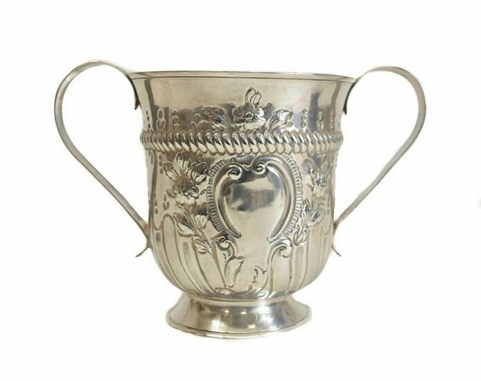 Thomas Wallis I George III Sterling Silver Trophy Cup