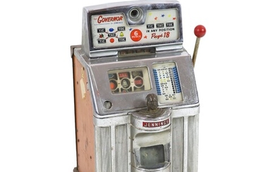 Une machine à sous Jennings 'The Governor' Tic Tac Toe,'dans n'importe quelle position, six pence...
