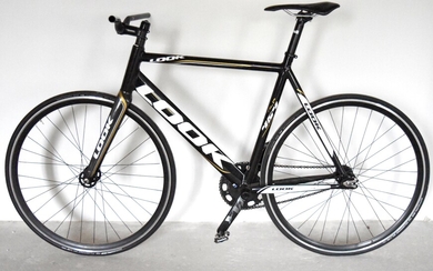 Vélo de piste adapté pour la ville avec cadre en aluminium et fourche en carbone...