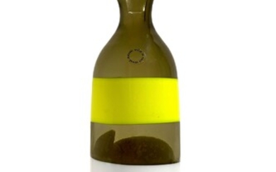 Venini, conçu par Fulvio Bianconi, bouteille. Année 1983/1987. Couleur taupe appliquée à Glasspaste dans des...