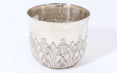 Victorian Britannia silver sugar bowl in the form of a Queen Anne style porringer, with flared rim and decorated
