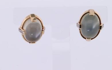 14kt Moon Stone | Diamond Earrings