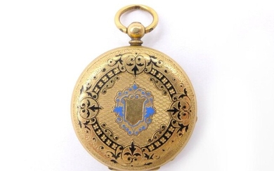 18K yellow gold GOUSSET WATCH, round dial, white enamel back, Roman numerals. Chiselled and enamelled reverse side. French work. Diameter : Gross weight : 3.1 cm. Gross weight : 26 gr. An enamel and yellow gold pocket watch.
