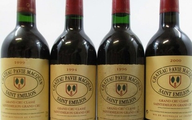 12 bouteilles 3 bts : CHÂTEAU PAVIE MACQUIN 1994 GCC Saint Emilion (étiquettes léger abimées)