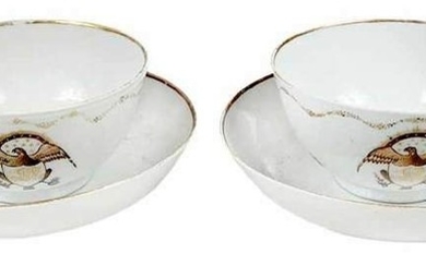 Pair Chinese Export Tea Bowls and Saucers