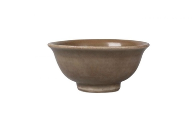 A Chinese Longquan celadon bowl, Yuan dynasty,...