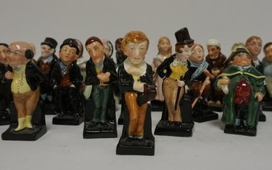 26 ROYAL DOULTON SMALL FIGURES DICKENS