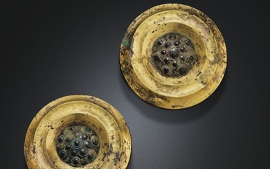 A PAIR OF GOLD, GLASS AND BRONZE PLAQUES, LATE WARRING STATES PERIOD-HAN DYNASTY, 3RD-2ND CENTURY BC