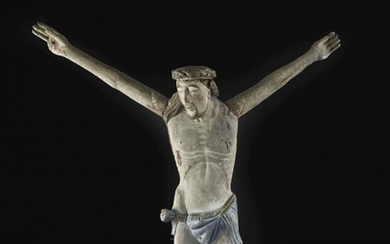 Ouest de la France, XVIIe siècle Grand Christ en croix Sculpture en bois polychrome