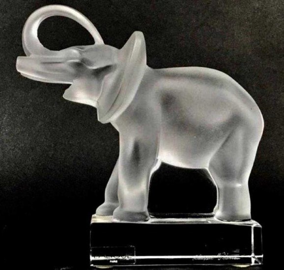 LALIQUE FROSTED CRYSTAL ELEPHANT