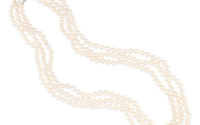 A 10K WHITE GOLD AND CULTURED PEARL NECKLACE
